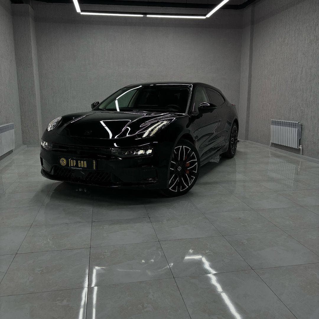 Zeekr001